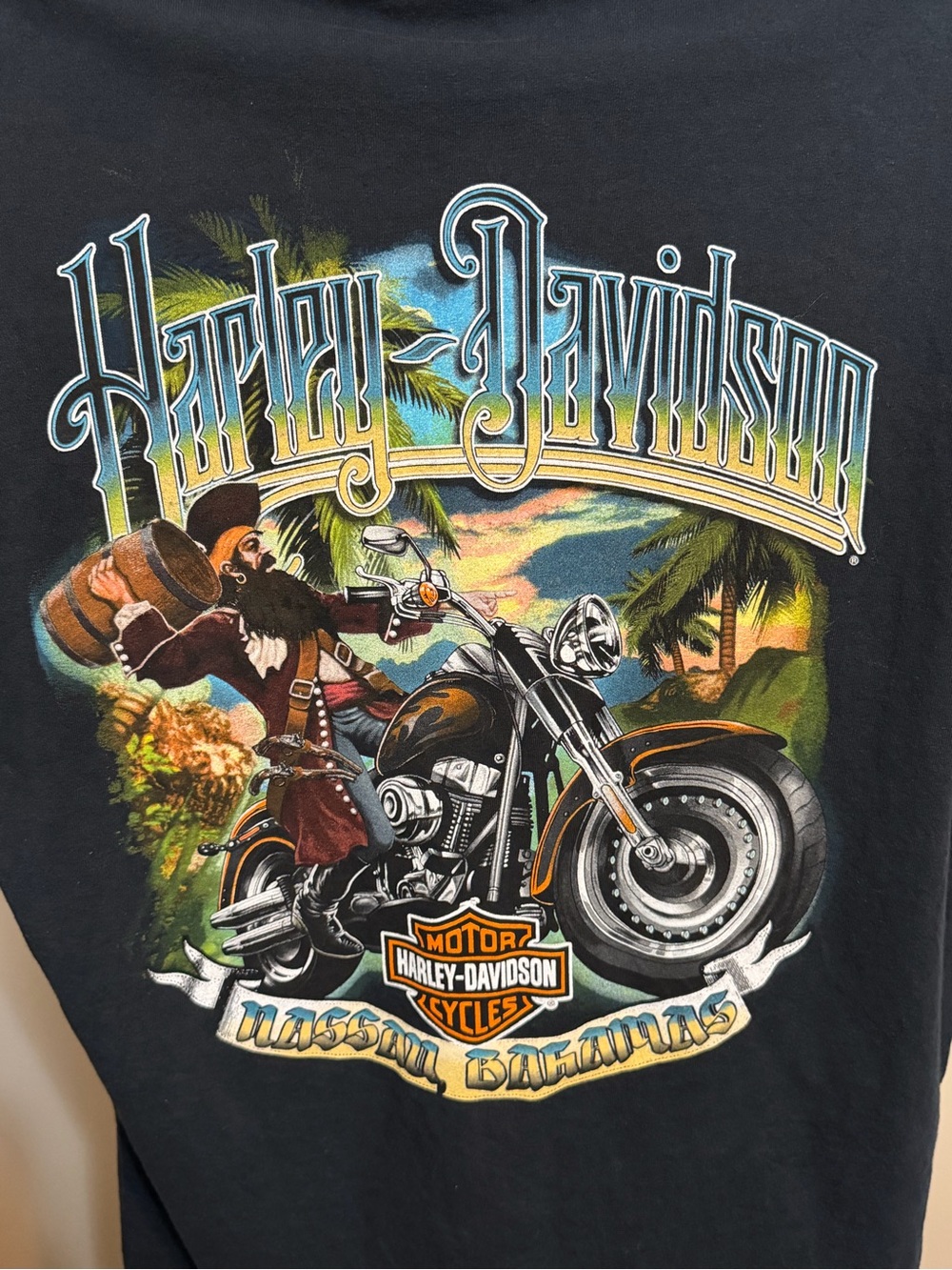 Vintage Harley-Davidson Black Graphic Tee with pirate print from Nassau Bahamas